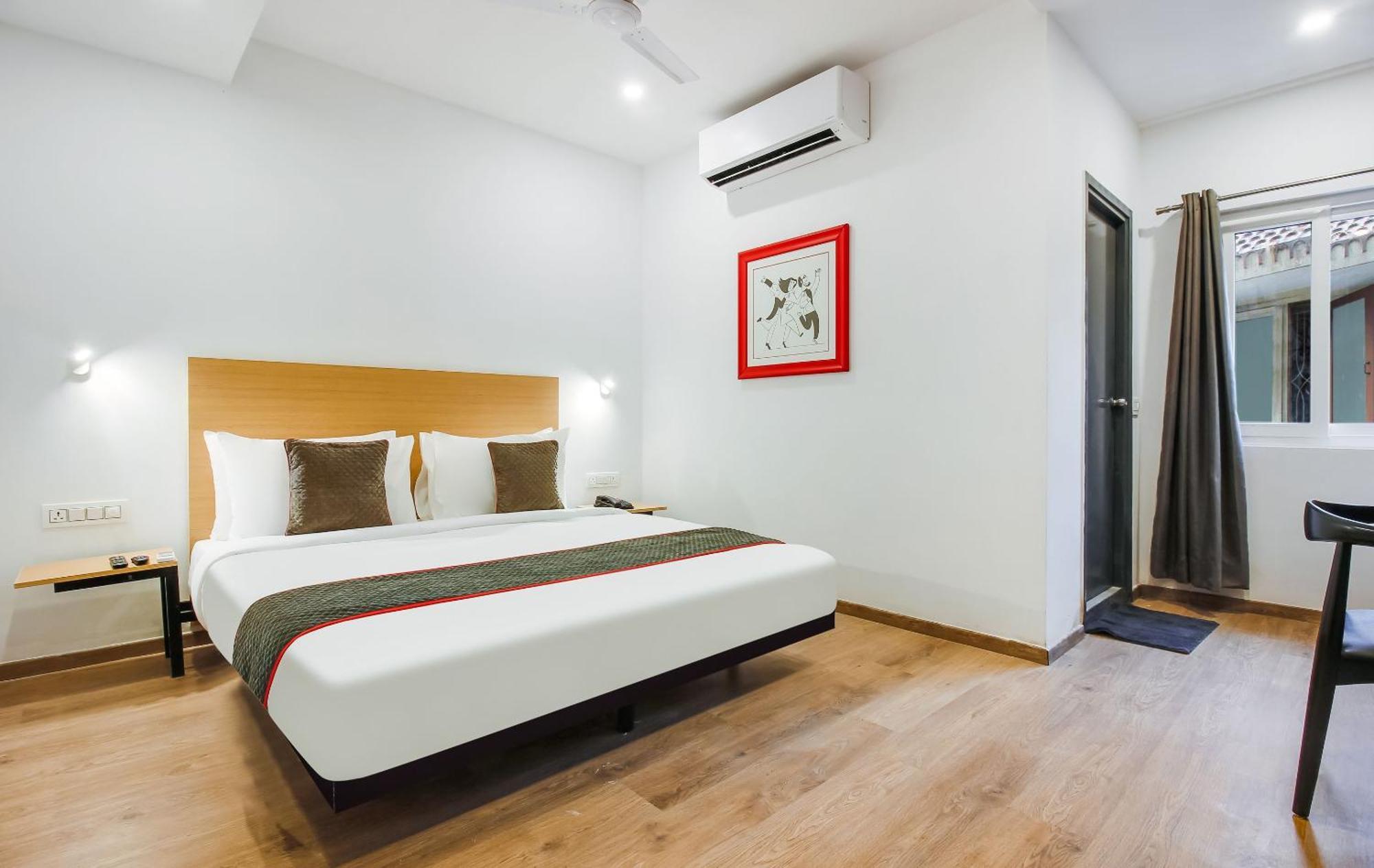 Super Townhouse The Cinco Hotel Near Esi Hospital Hyderabad Esterno foto