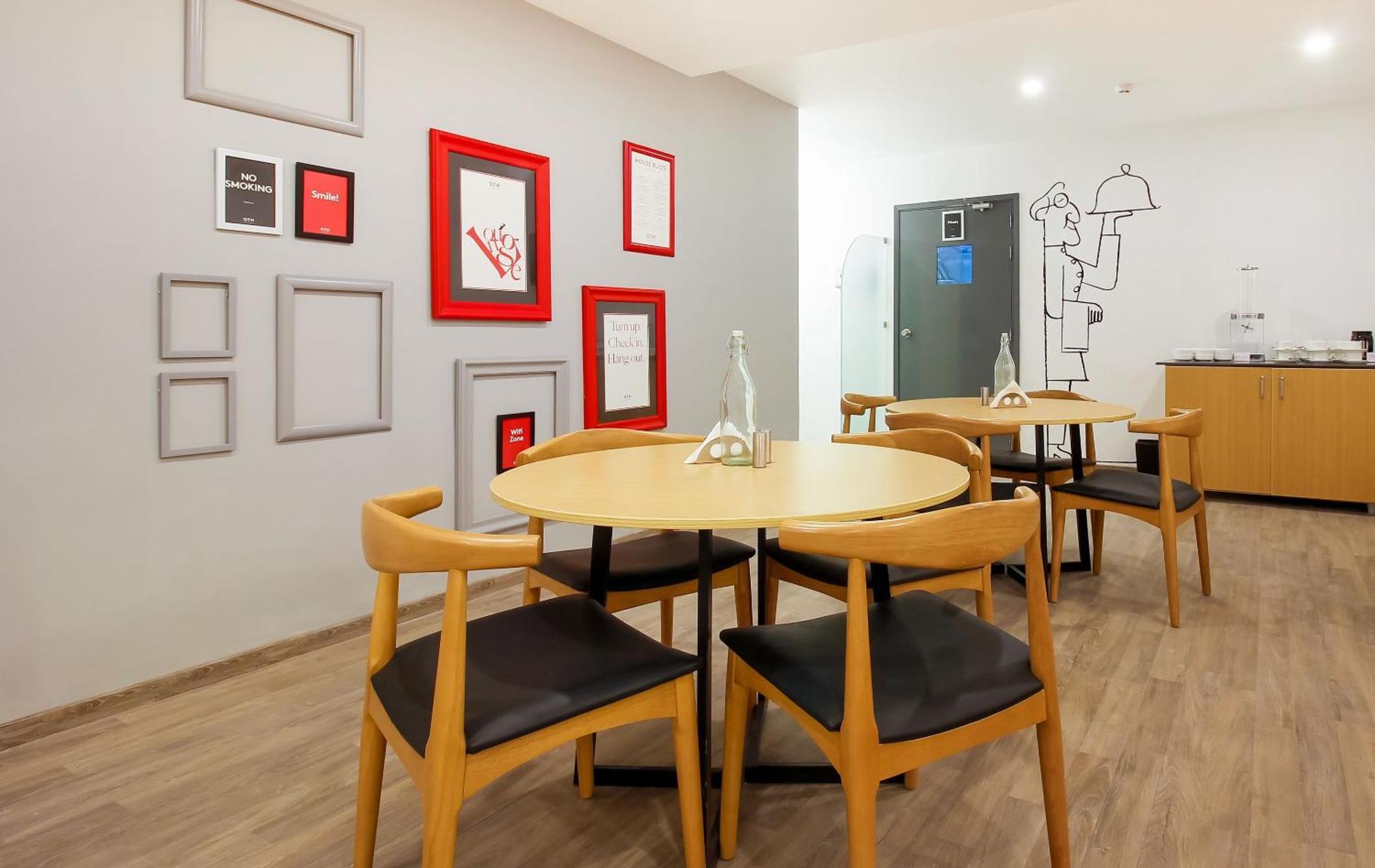 Super Townhouse The Cinco Hotel Near Esi Hospital Hyderabad Esterno foto